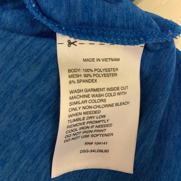 🎉Final Clearance 🎉 Like New! Girls Reebok Athletic Top Size M
3 for $15 with 💕 - Picture 10 of 10